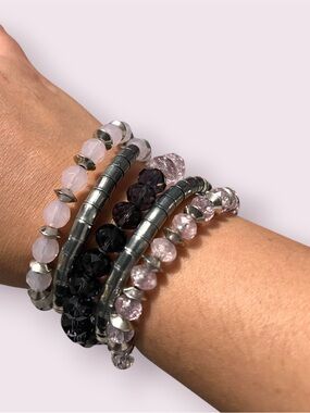 Pink and Purple Beaded Wire Memory Bracelet with silver tone accents